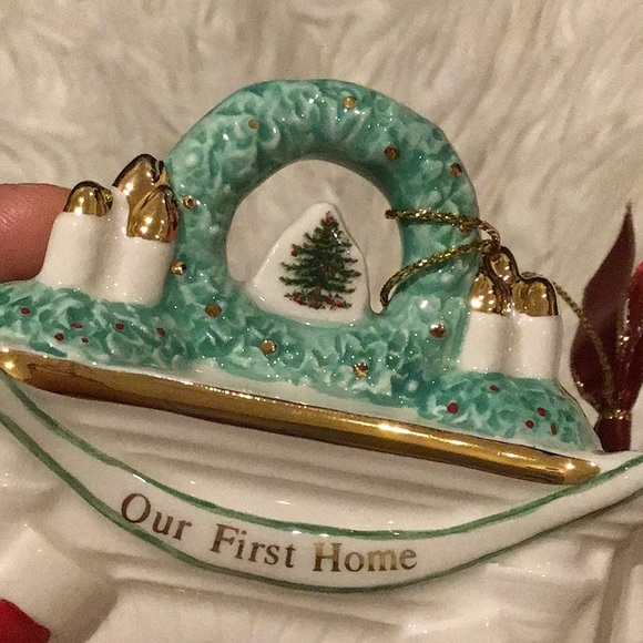 Our First Home 2021 Ceramic ornament from Christmas Tree Spode - Picture 3 of 14